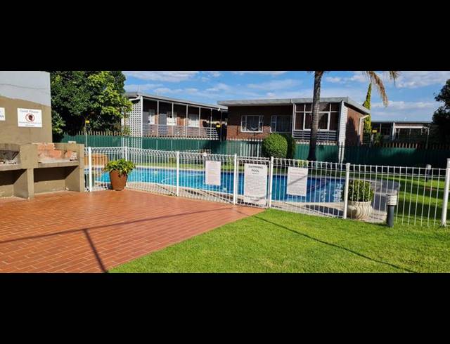 1 BEDROOM TOWNHOUSE FOR SALE IN MORNINGHILL